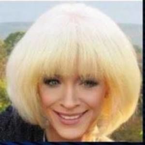 Meet your Posher, Leslie